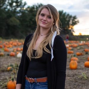 Meet your Posher, Alex